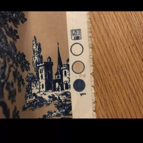 French toile upholstery fabric - 10 yards - Picture 6 of 7